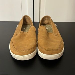 Sanuk. Women’s 6. Burnt orange flat.